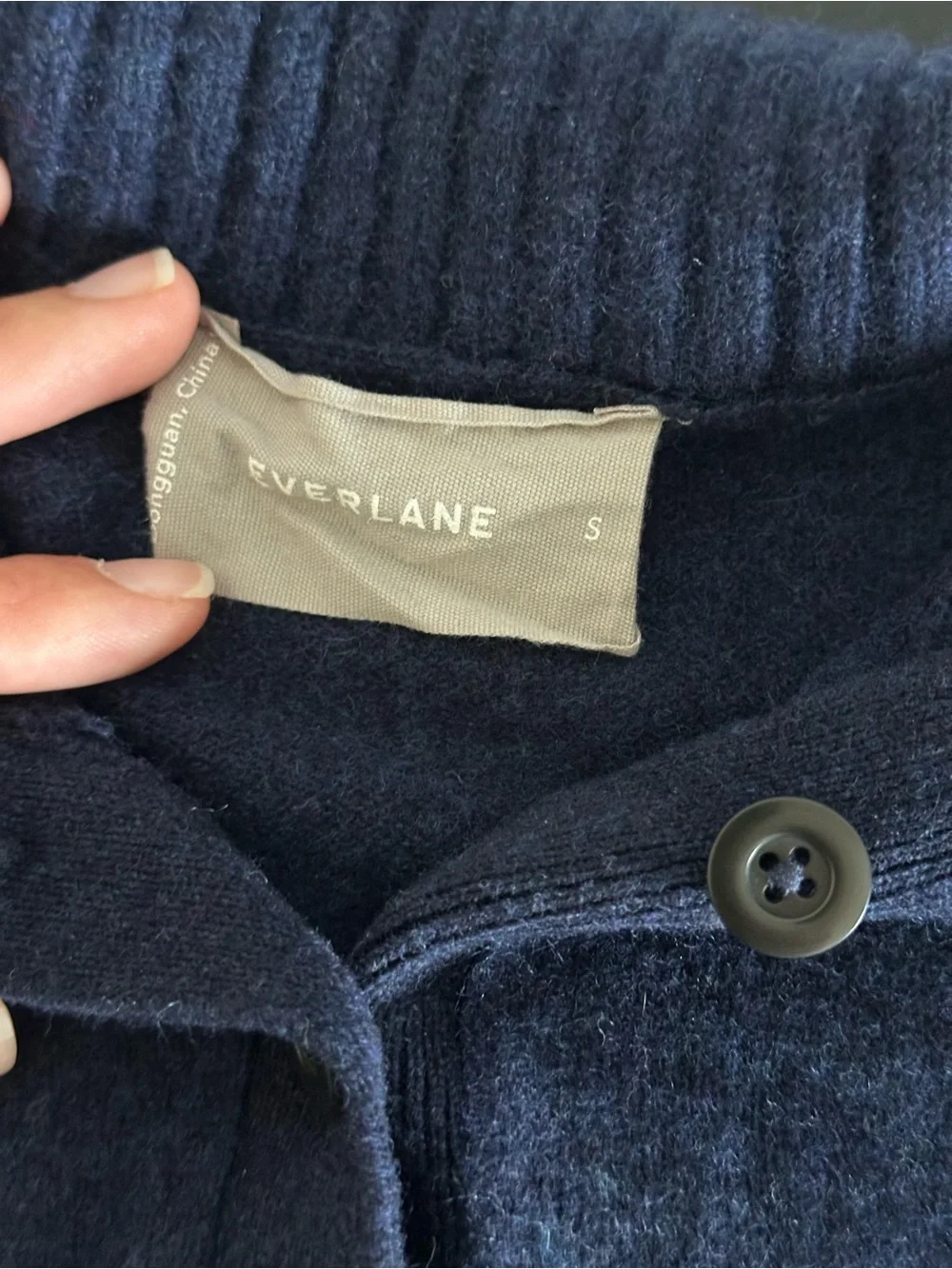 Everlane The ReCashmere Wool Button Mockneck in Navy
